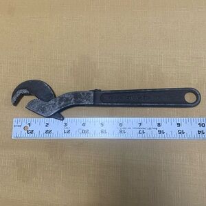 Chromavan 10 inch SMOOTH JAWS One-hand Adjustable Stickle Back Wrench, Germany